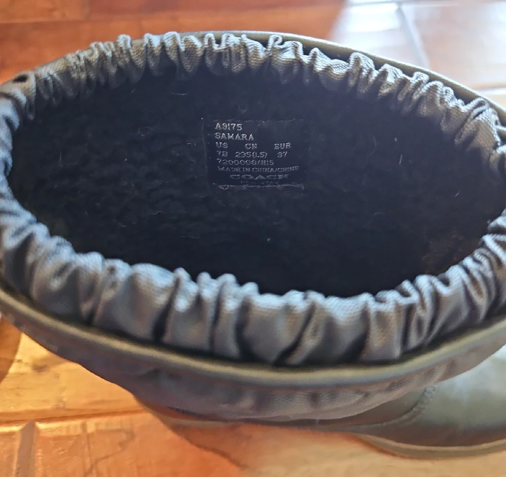 Coach Quilted Black Winter Boots - Picture 5 of 7